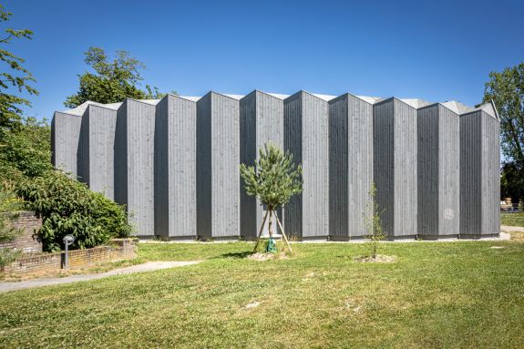 Ansicht West. Foto: Elia Schneider, 2023