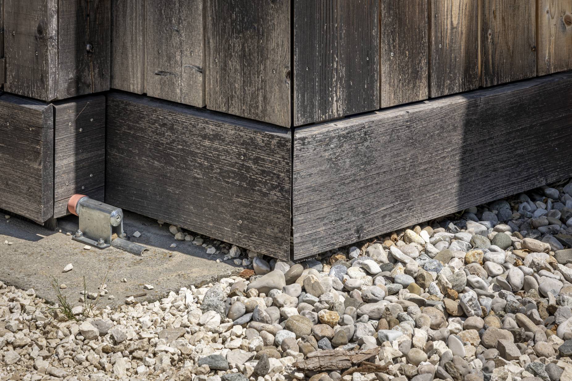 Detail Sockel. Foto: Elia Schneider, 2023