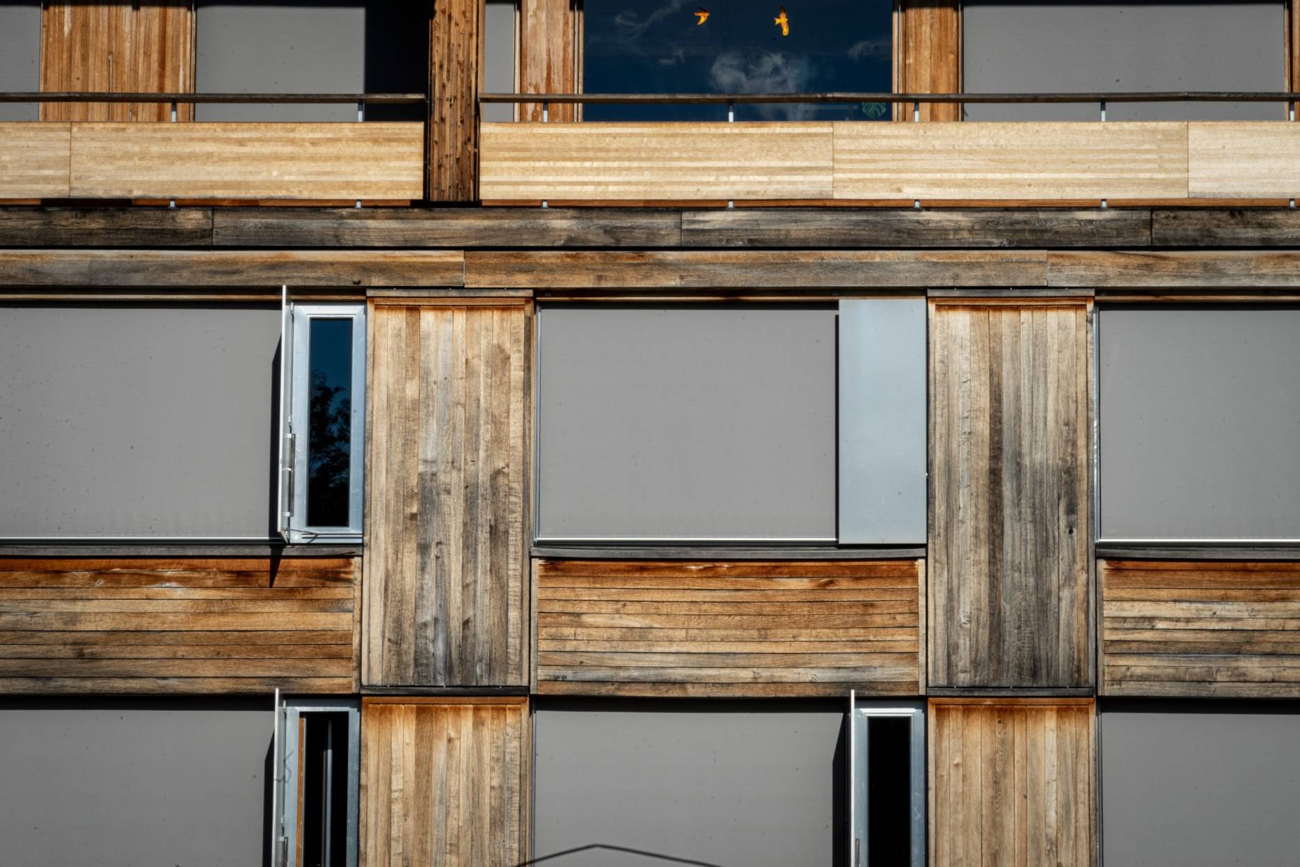 Fassadendetail. Foto: Elia Schneider, 2023