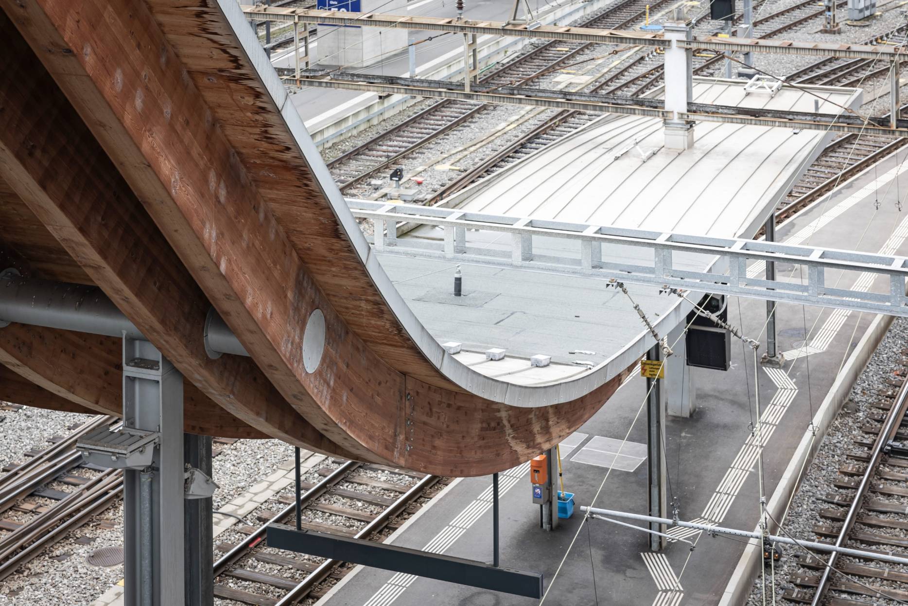 Dachkonstruktion. Foto: Elia Schneider, 2023