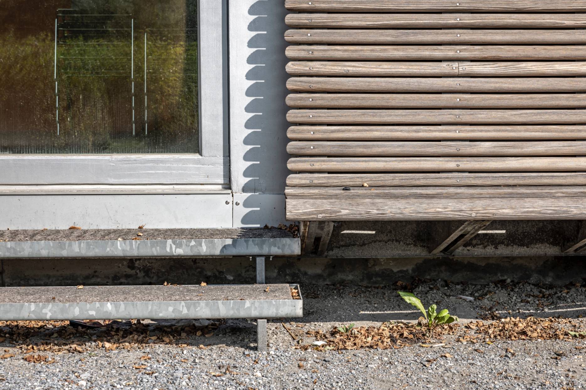 Detail Schiebefenster. Foto: Elia Schneider, 2024