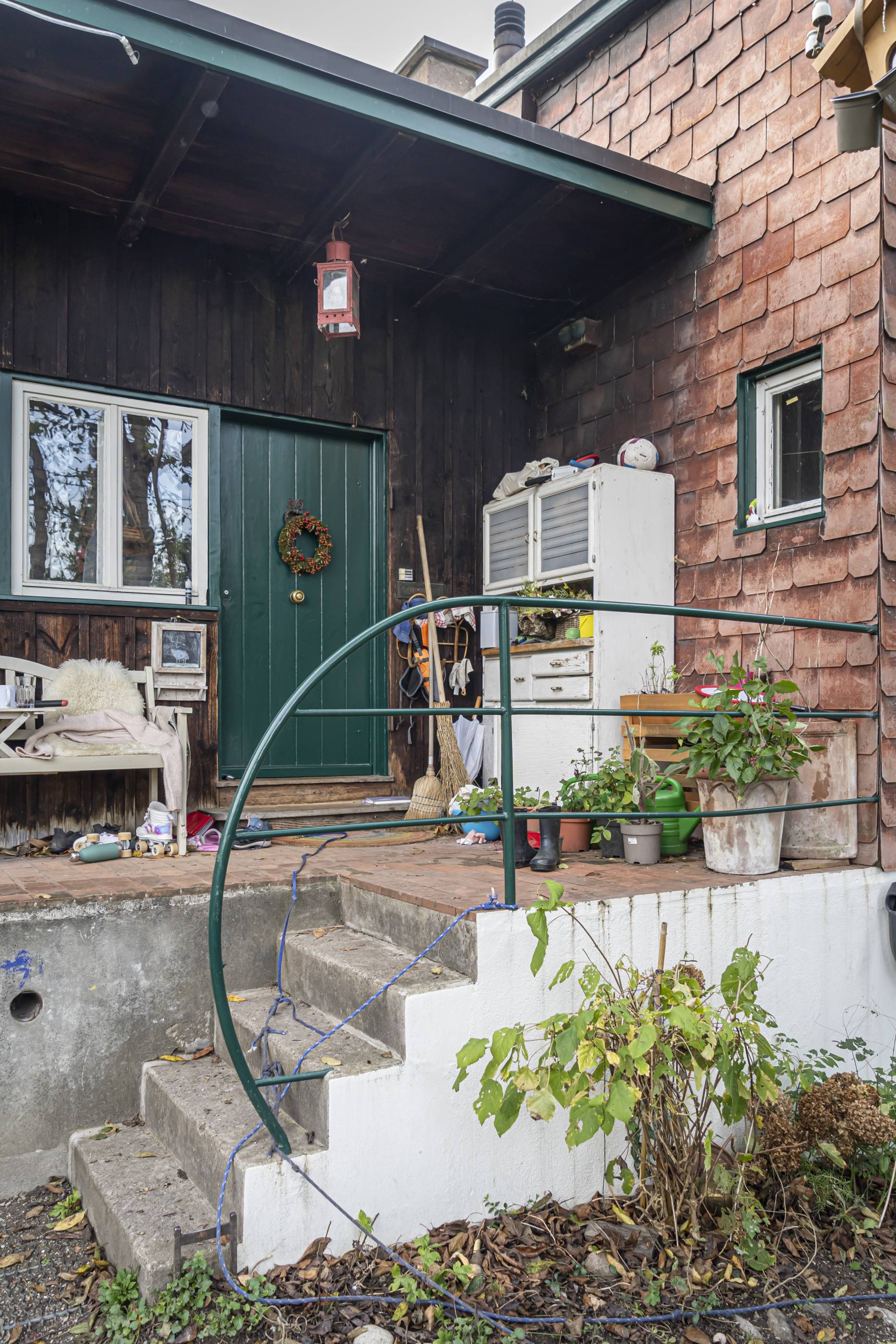 Eingang. Foto: Elia Schneider, 2023