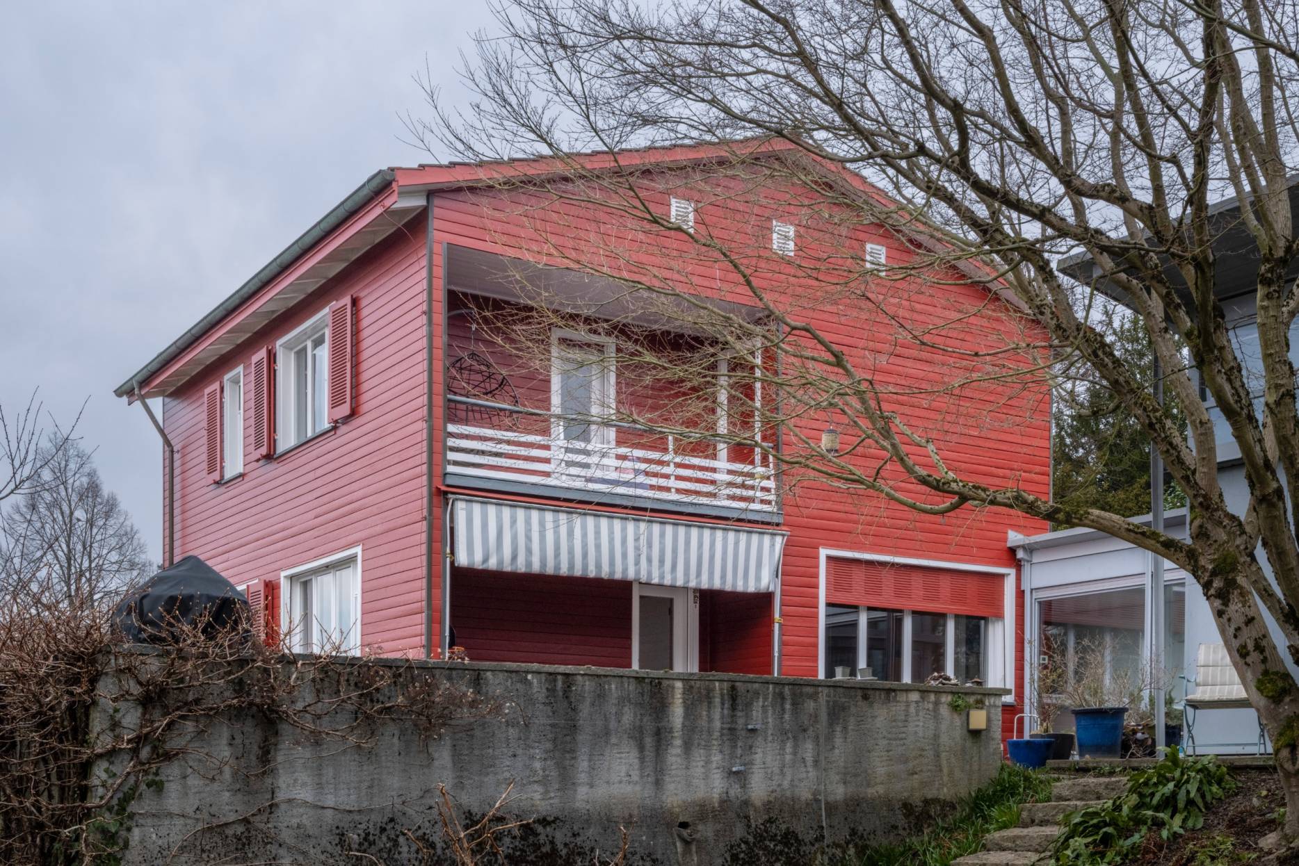 Ansicht Südwest. Foto: Elia Schneider, 2023