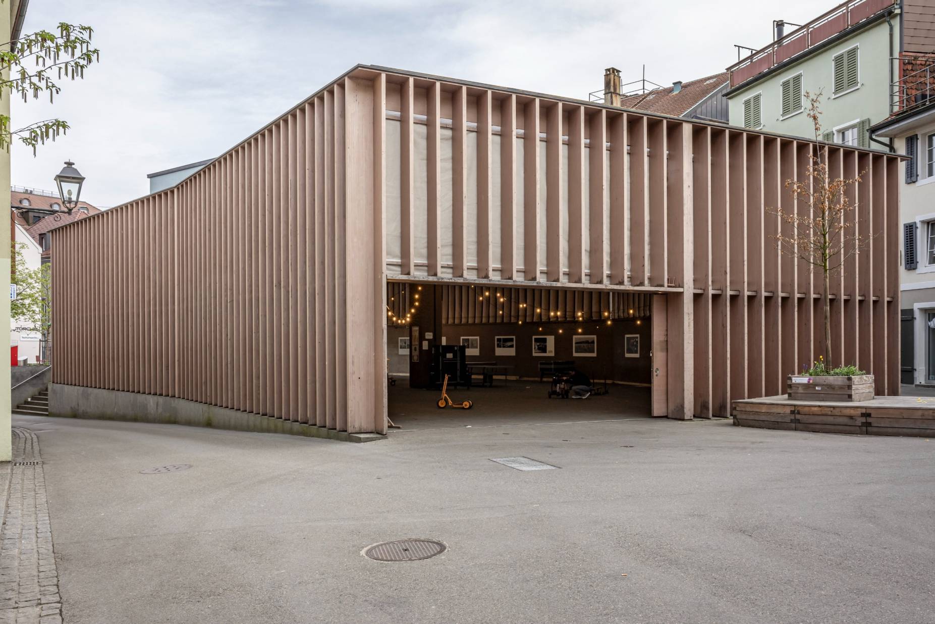 Ansicht Südwest. Foto: Elia Schneider, 2024