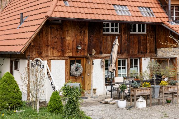 Detail Fassade Süd. Foto: Elia Schneider, 2024