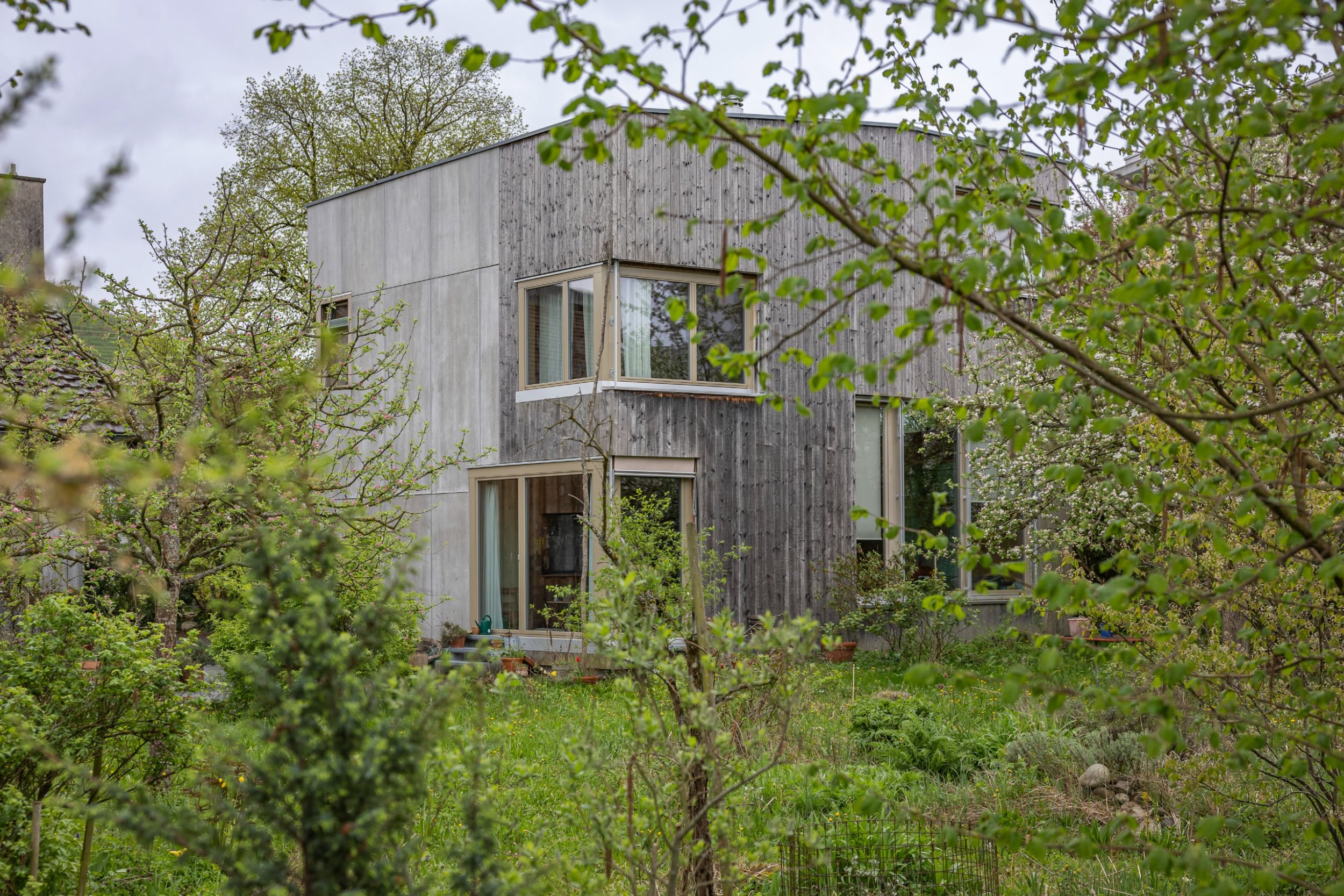 Ansicht Südwest. Foto: Elia Schneider, 2024