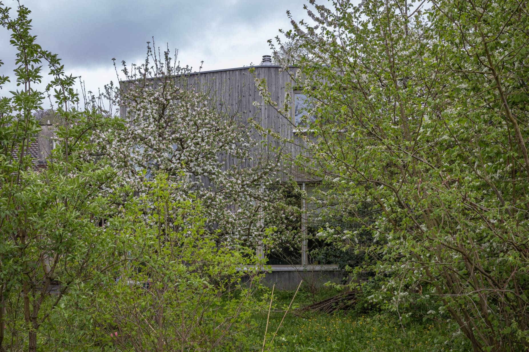 Ansicht West. Foto: Elia Schneider, 2024