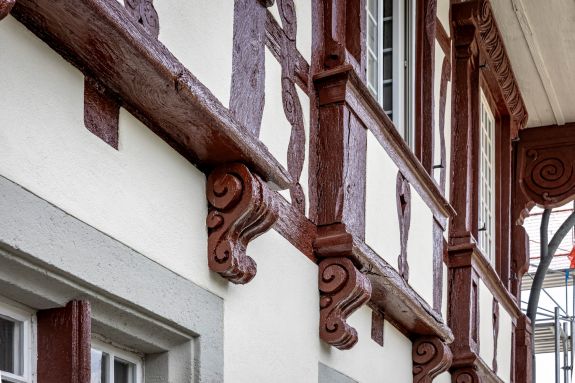 Detail Fassade West. Foto: Elia Schneider, 2024