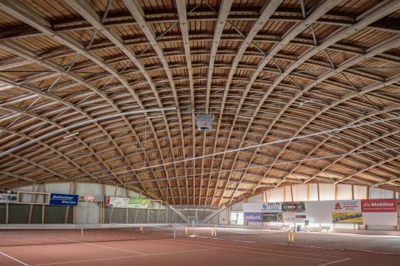 Innenansicht über Eck. Foto: Elia Schneider, 2024