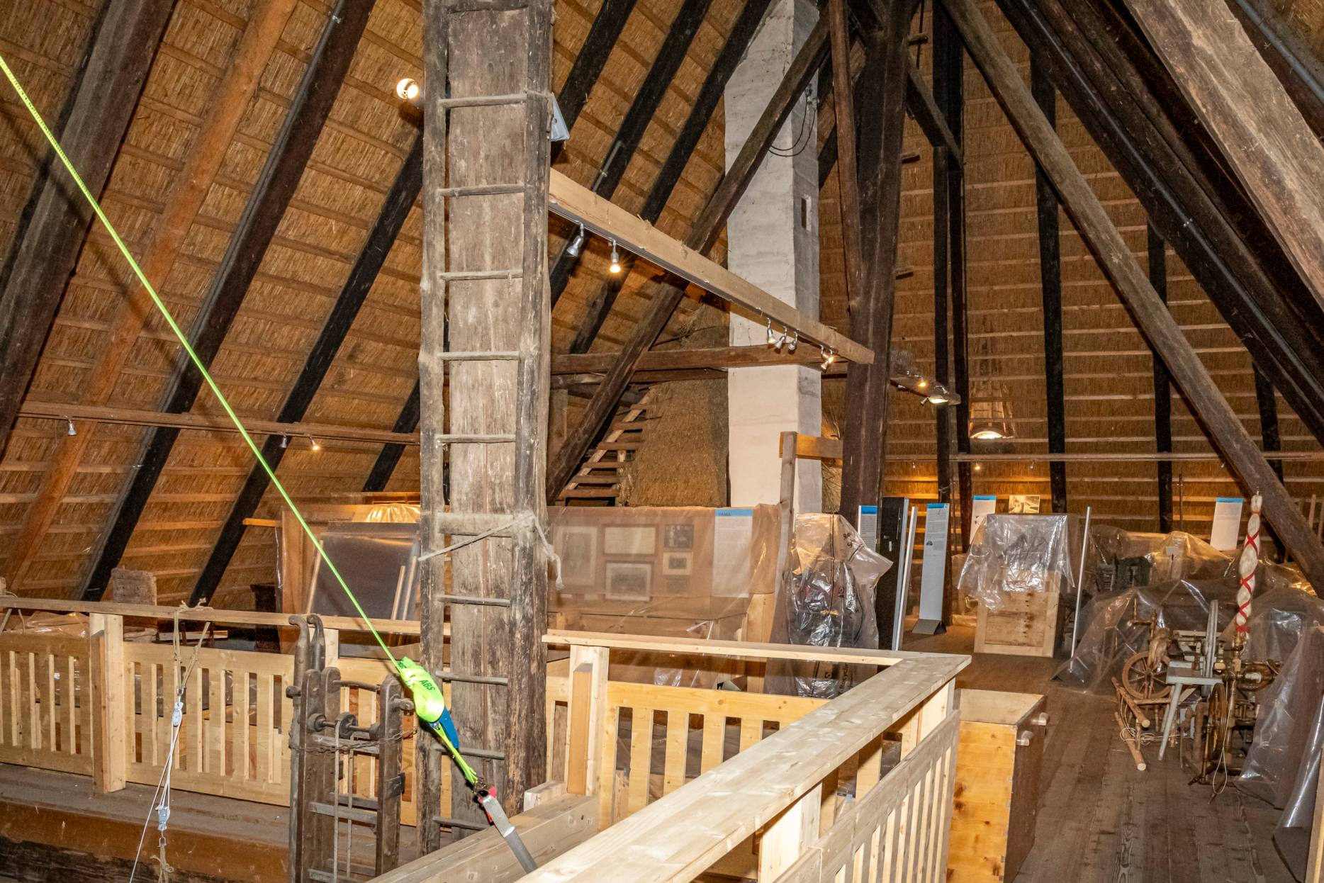 Ökonomieteil innen. Foto: Elia Schneider, 2024