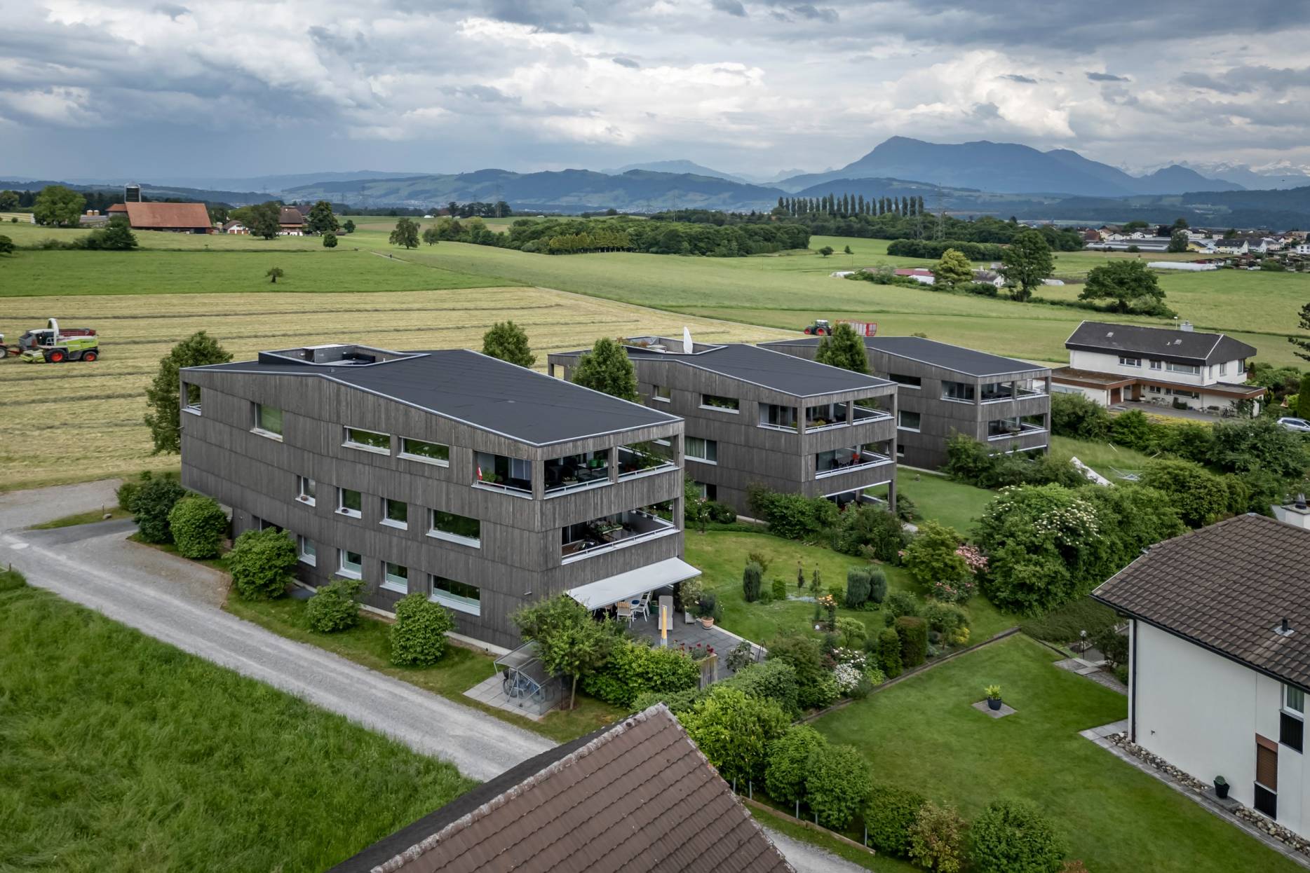 Ansicht West. Foto: Elia Schneider, 2024