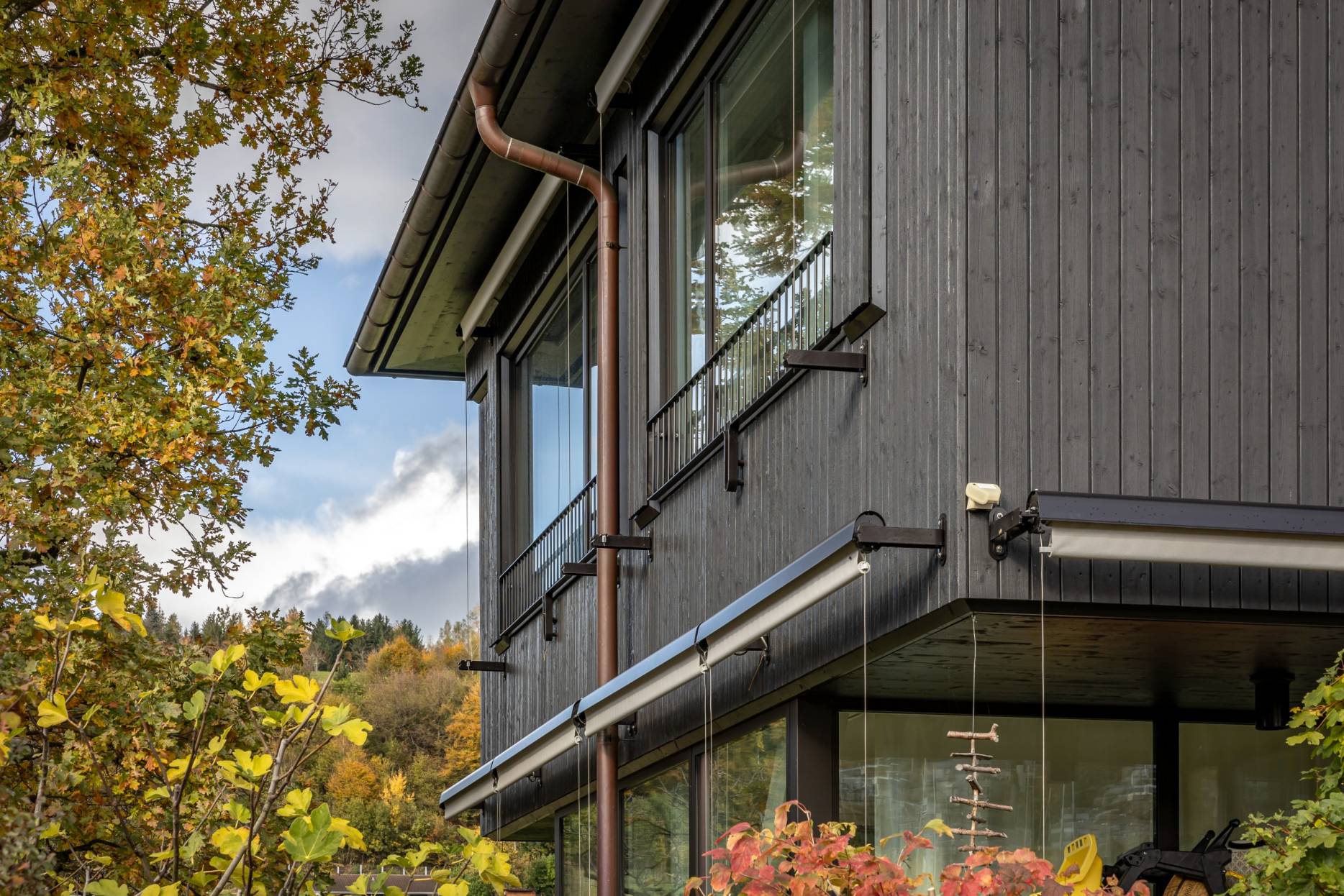 Detail Fassade. Foto: Elia Schneider, 2023