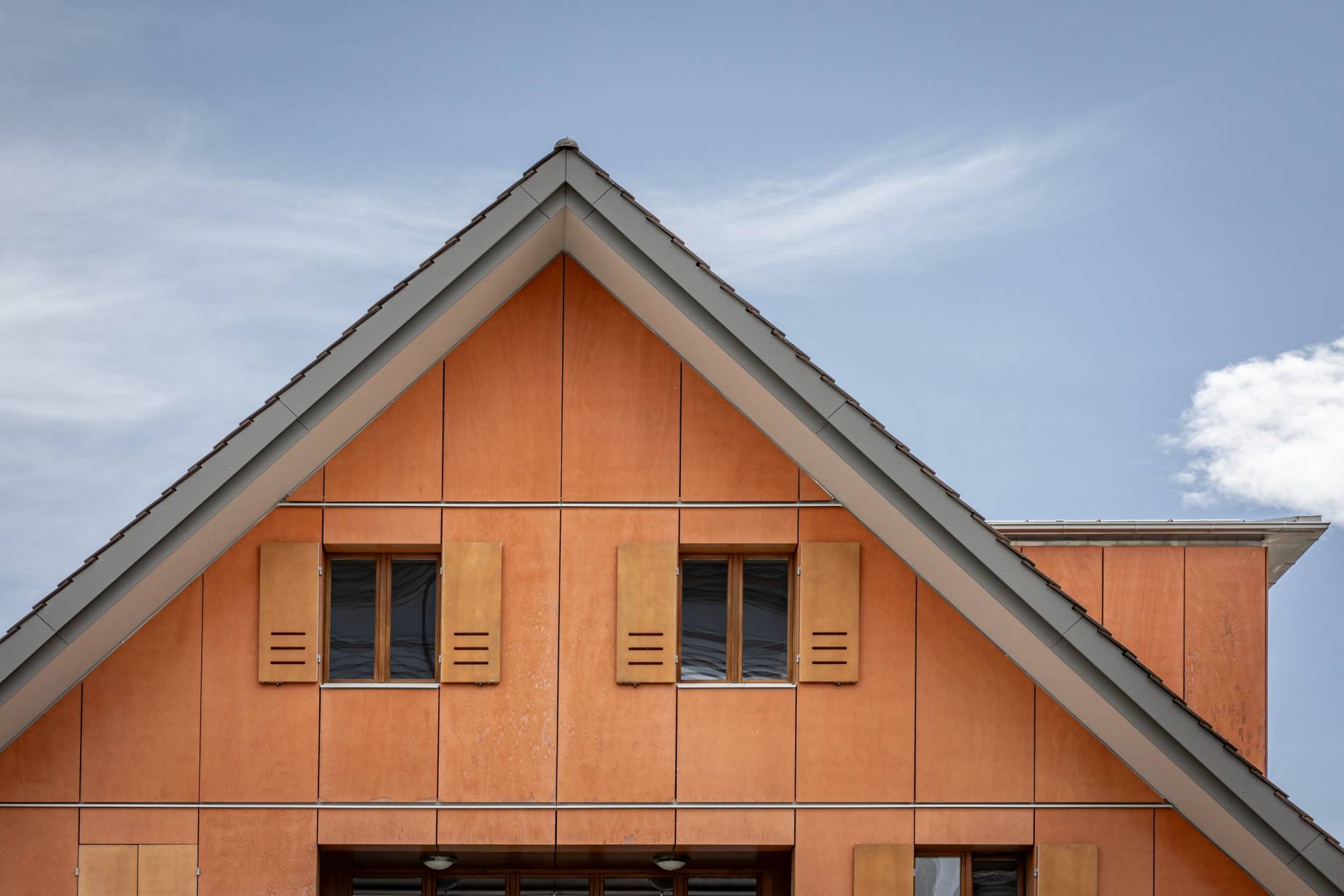 Detail Giebel. Foto: Elia Schneider, 2024