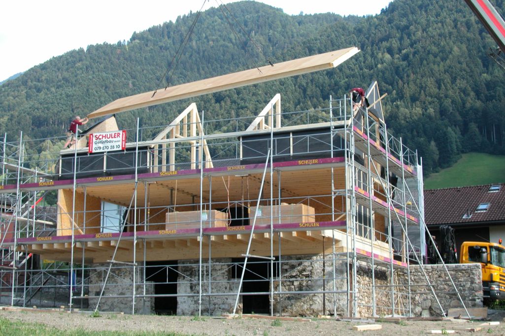 Dachkonstruktion. Foto: Loelinger Strub Architektur GmbH, 2002