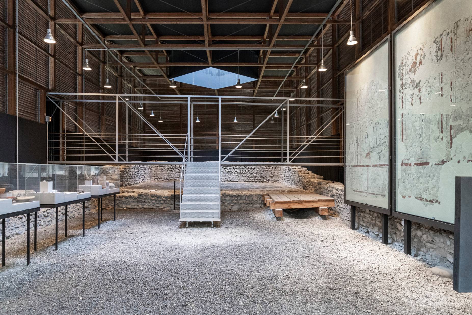 Innenraum. Foto: Elia Schneider, 2022