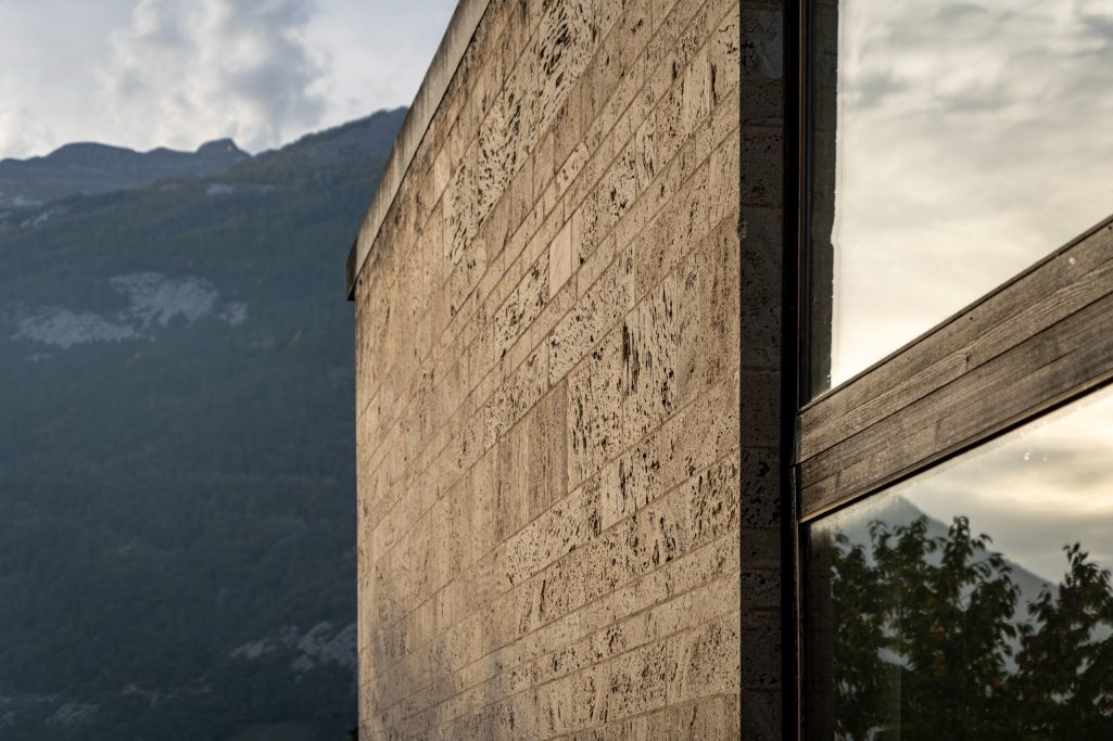 Detail Fassade Süd. Foto: Elia Schneider, 2022