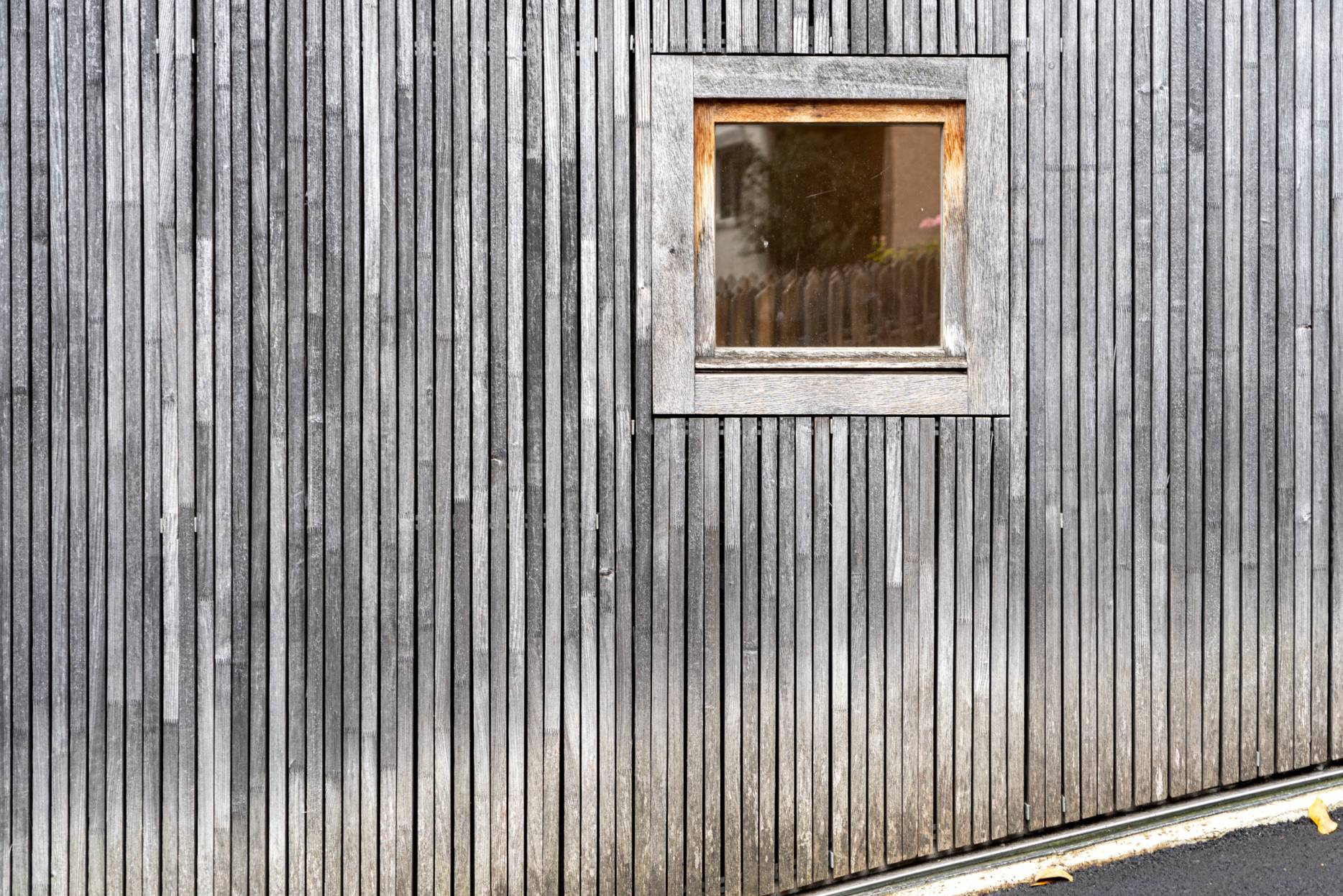 Fenster. Foto: Elia Schneider, 2022