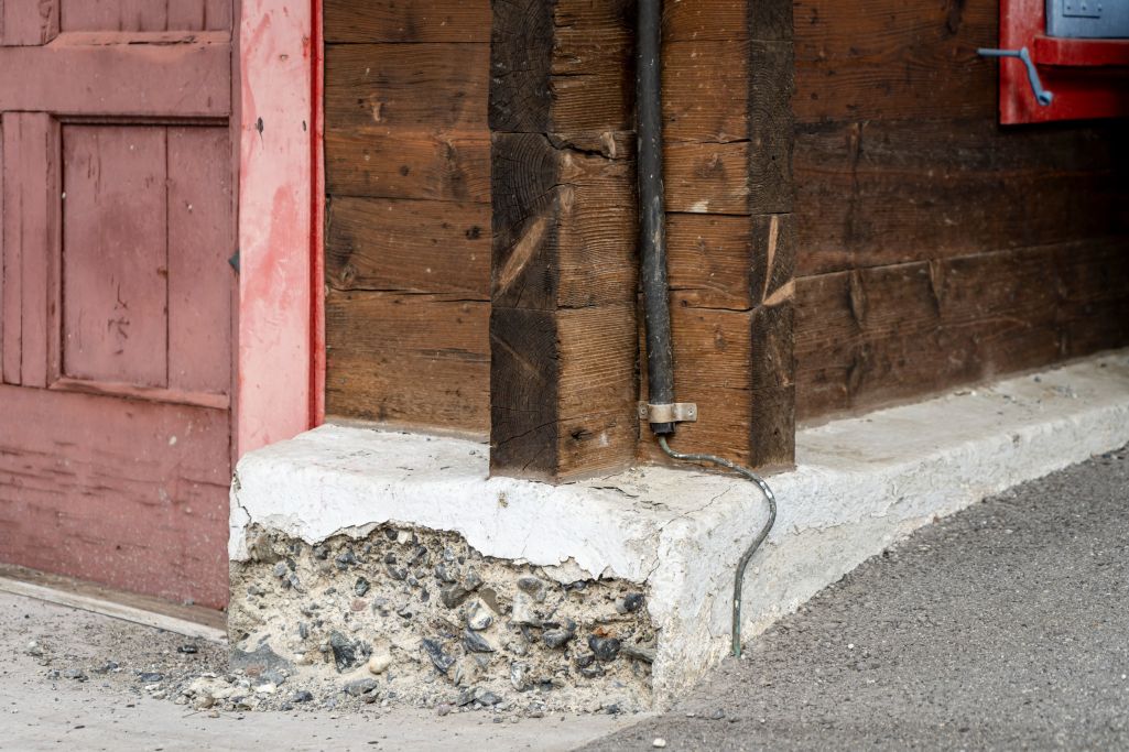 Sockel. Foto: Elia Schneider, 2022