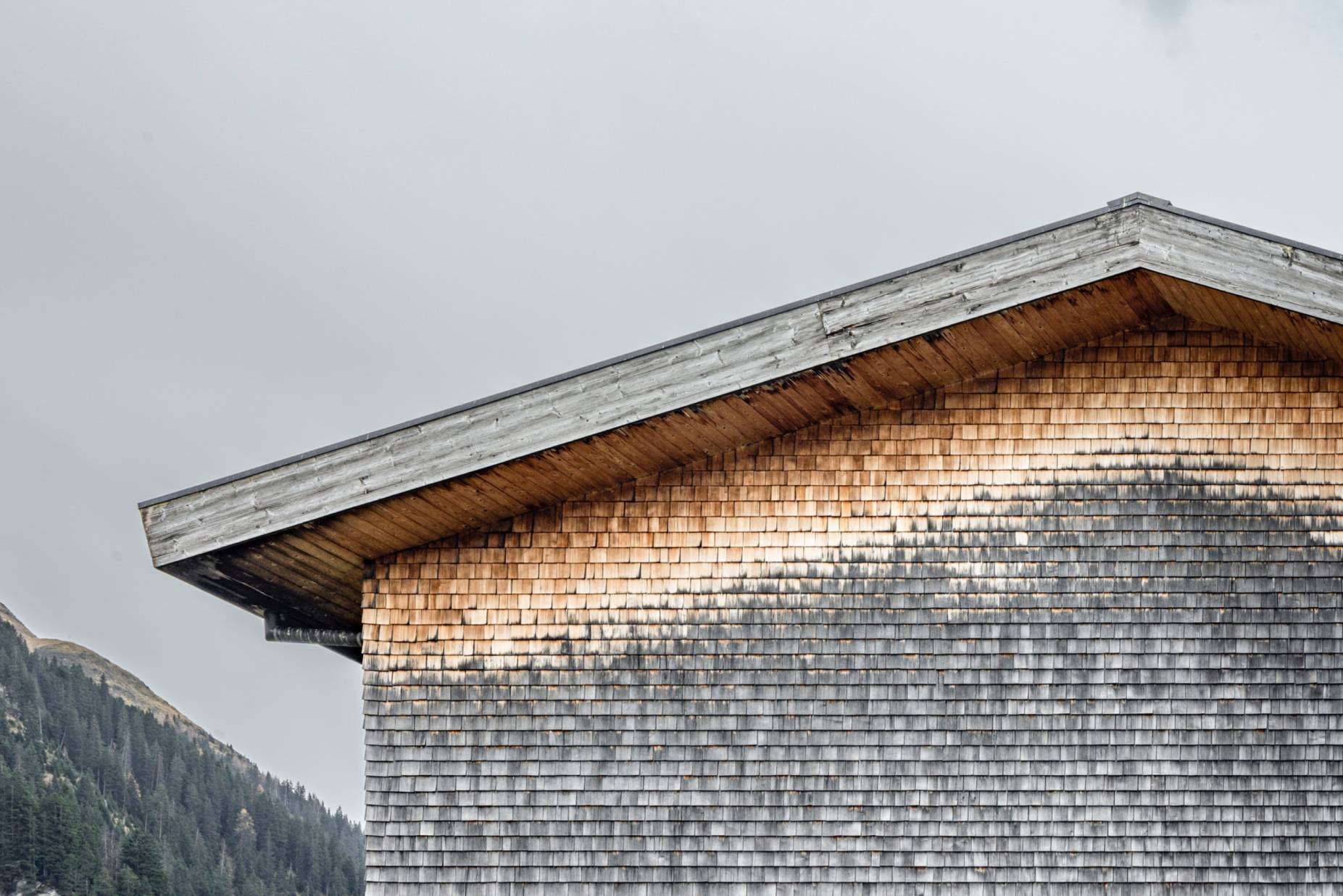 Detail Dach. Bild: Elia Schneider, 2022