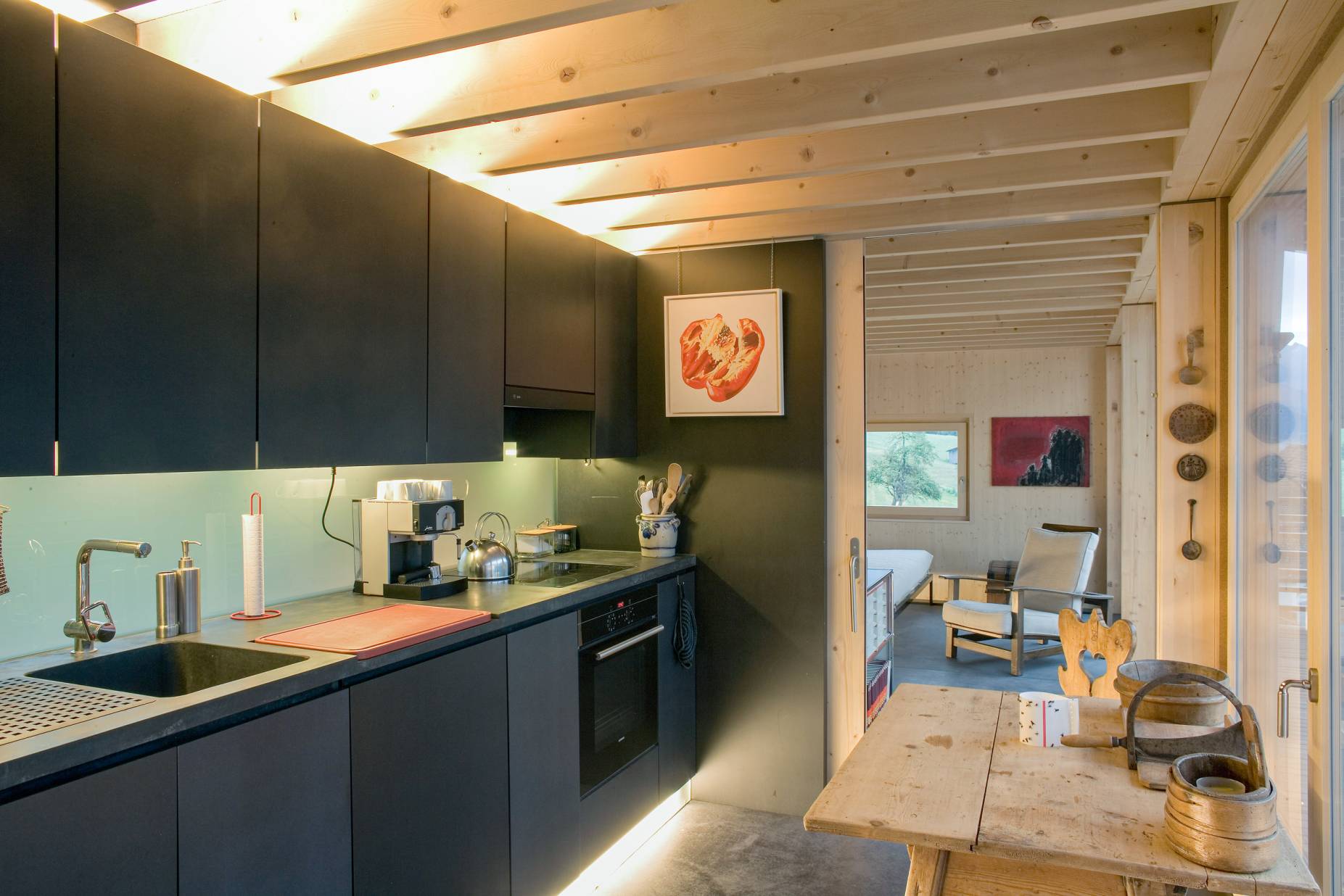 Küche. Foto: Tom Kawara, 2006