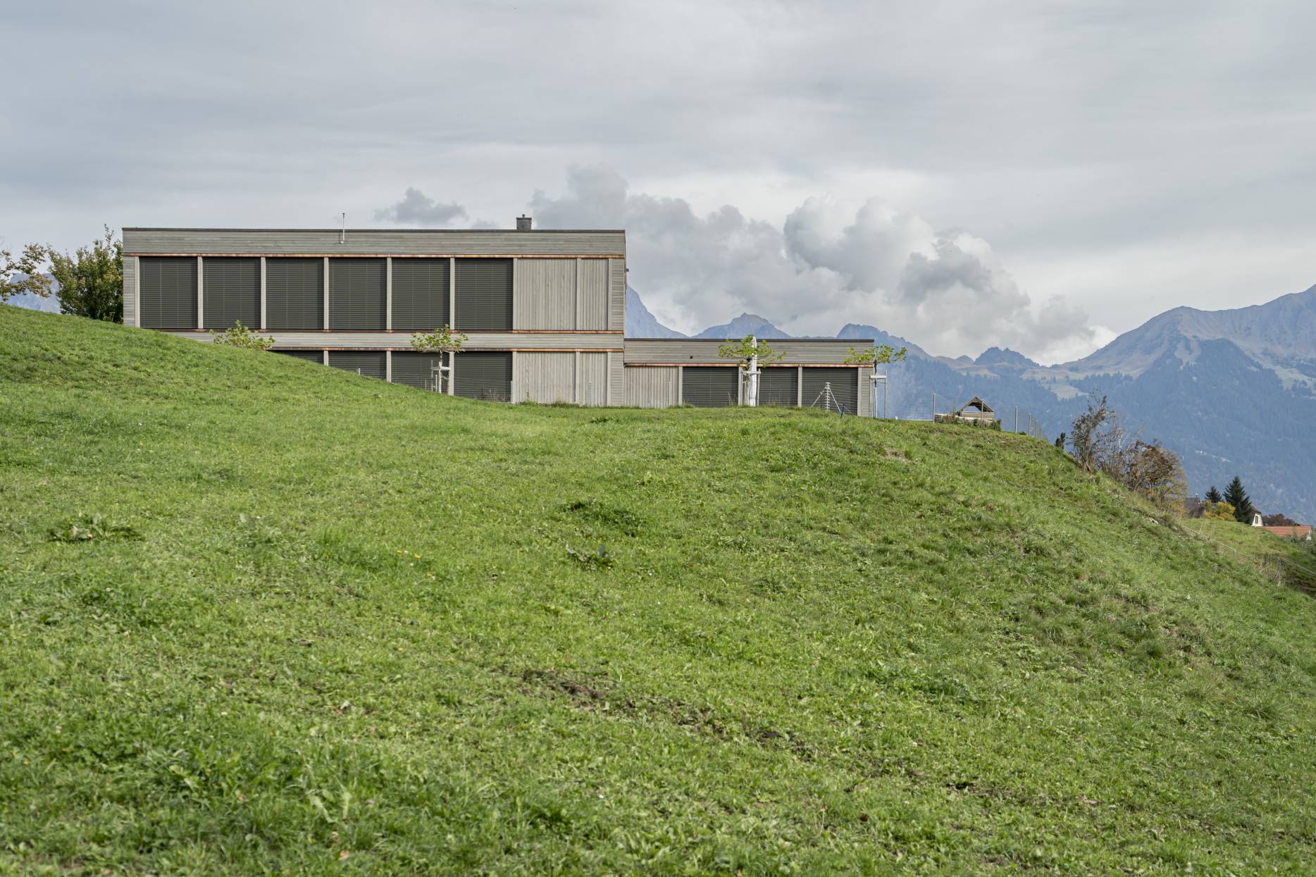 Ansicht West. Foto: Elia Schneider, 2022