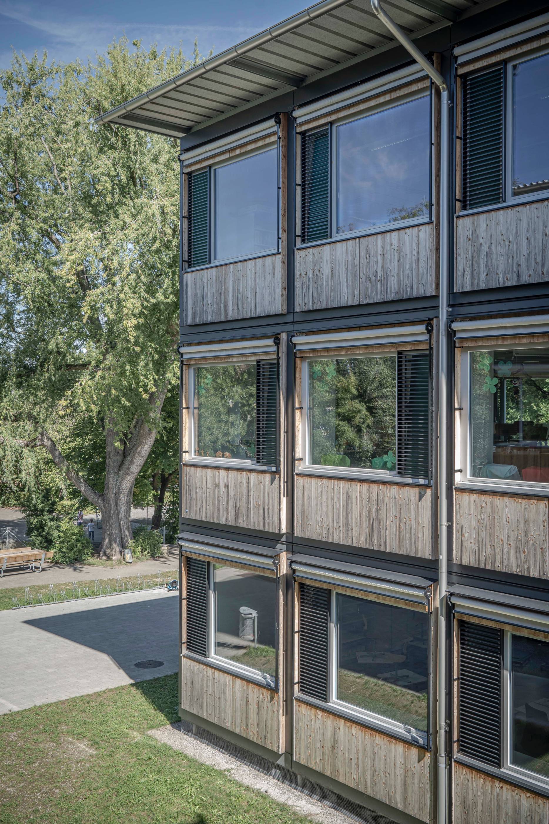 Detail Fassade Küngenmatt. Foto: Elia Schneider, 2022