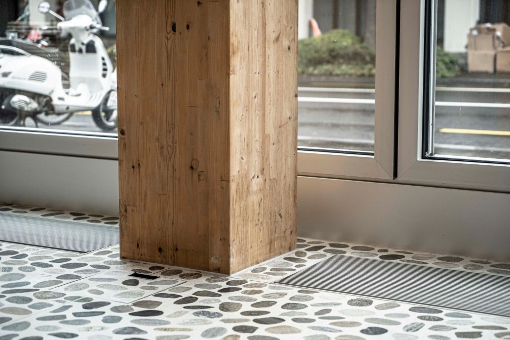 Stütze. Foto: Elia Schneider, 2022