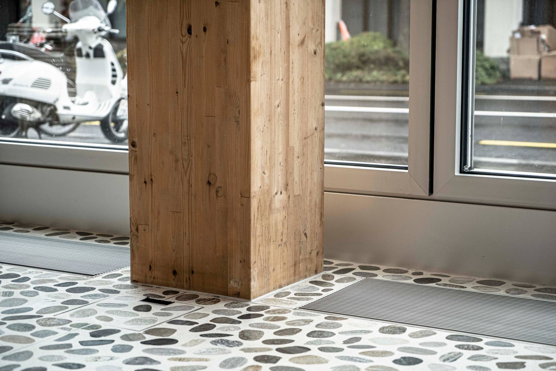 Stütze. Foto: Elia Schneider, 2022