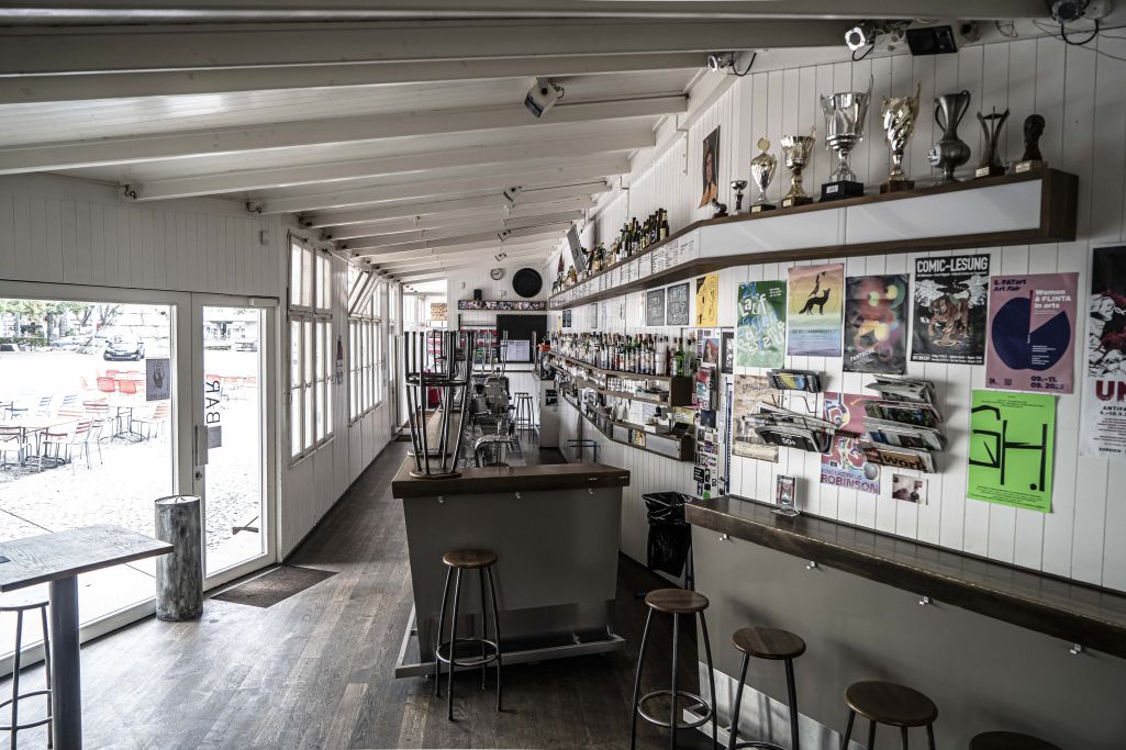 Bar. Foto: Elia Schneider, 2022