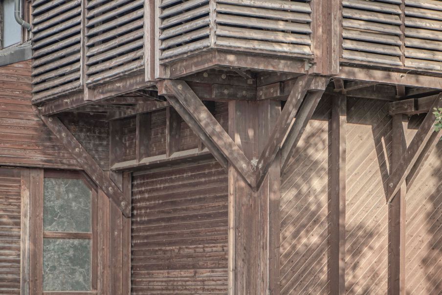 Hausecke. Foto: Elia Schneider, 2022