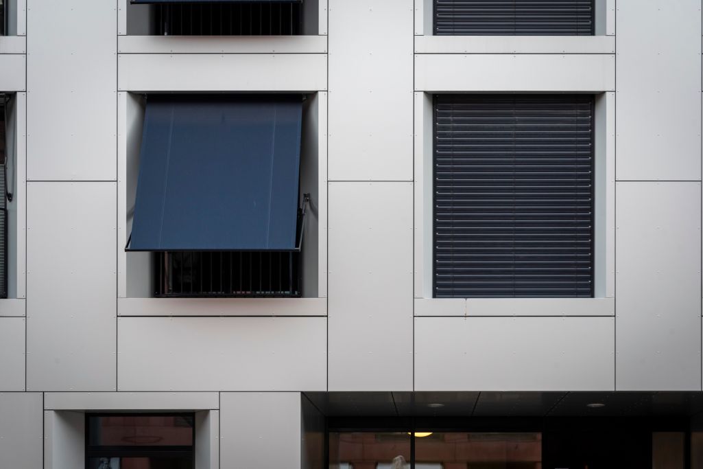 Detail Fassade. Foto: Elia Schneider, 2022