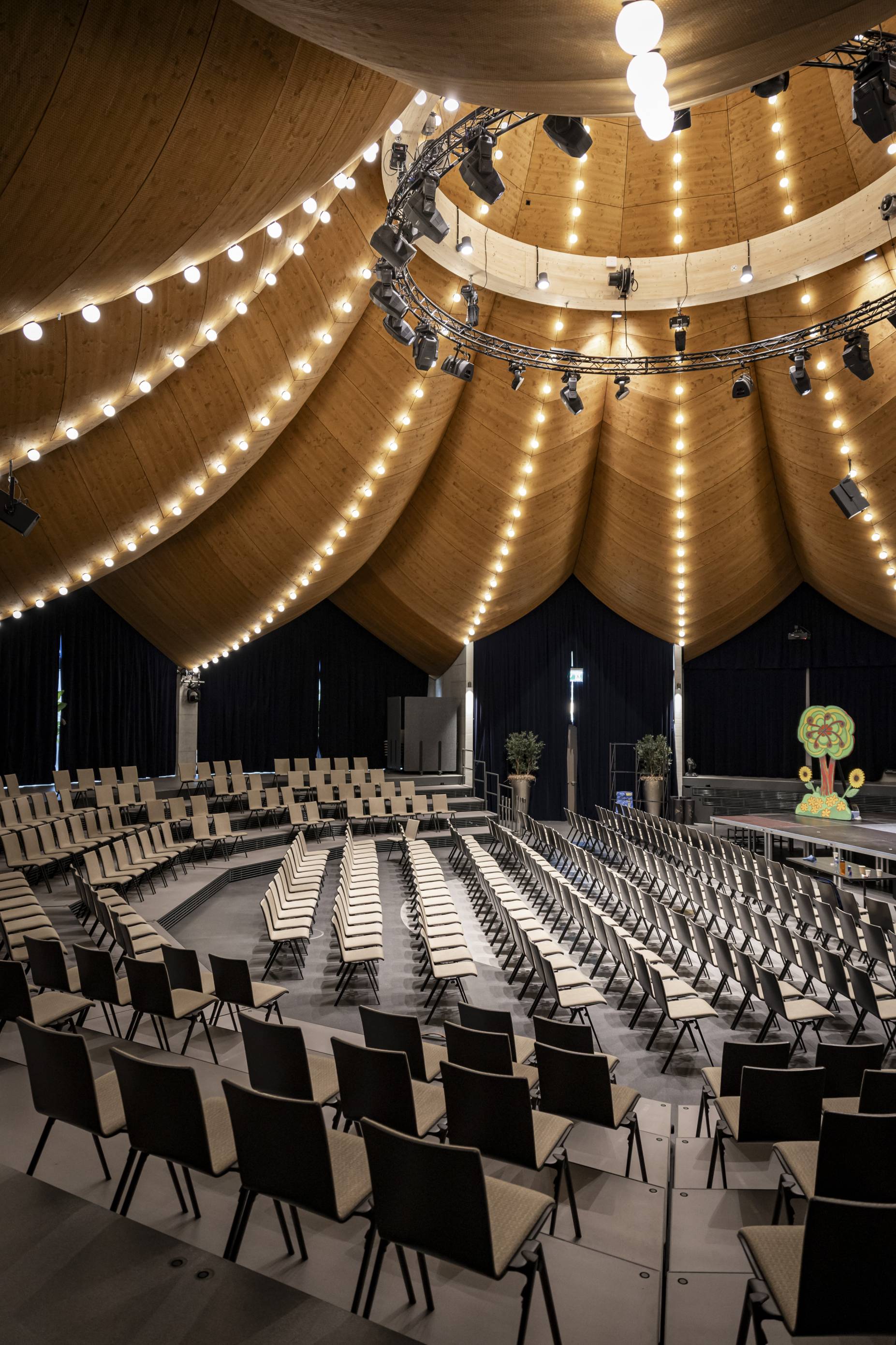 Innenaufnahme. Foto: Elia Schneider, 2023