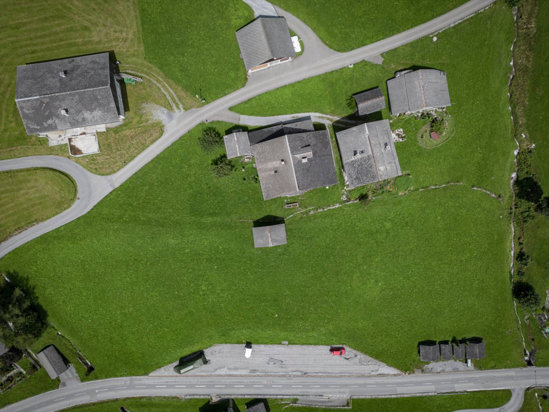 Flugbild, Dachsituation. Foto: Elia Schneider, 2023