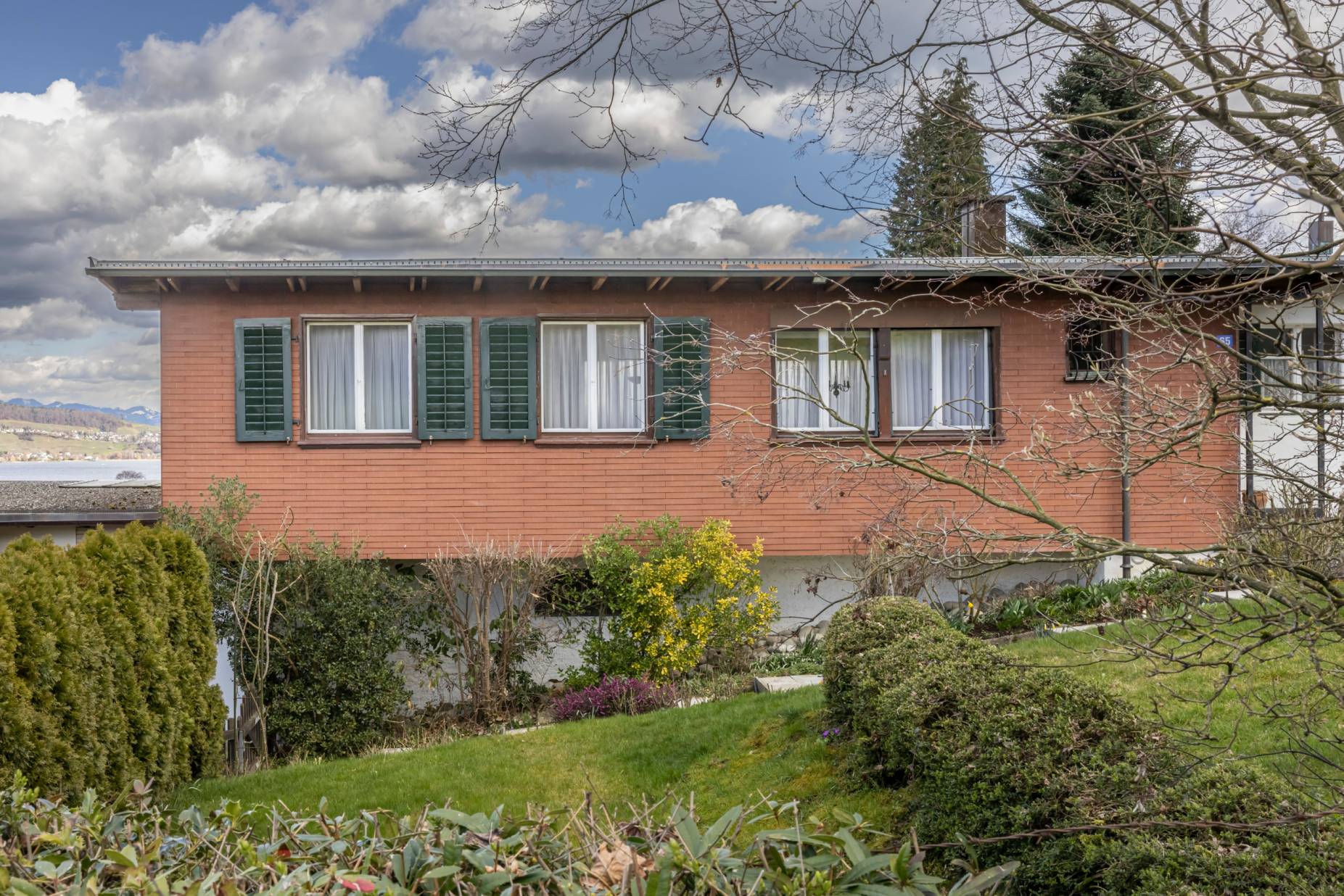 Detail Fassade West. Foto: Elia Schneider, 2023